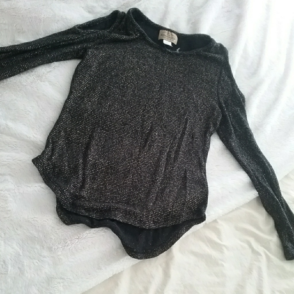 NEW Long sleeve, shoulder cut out top.